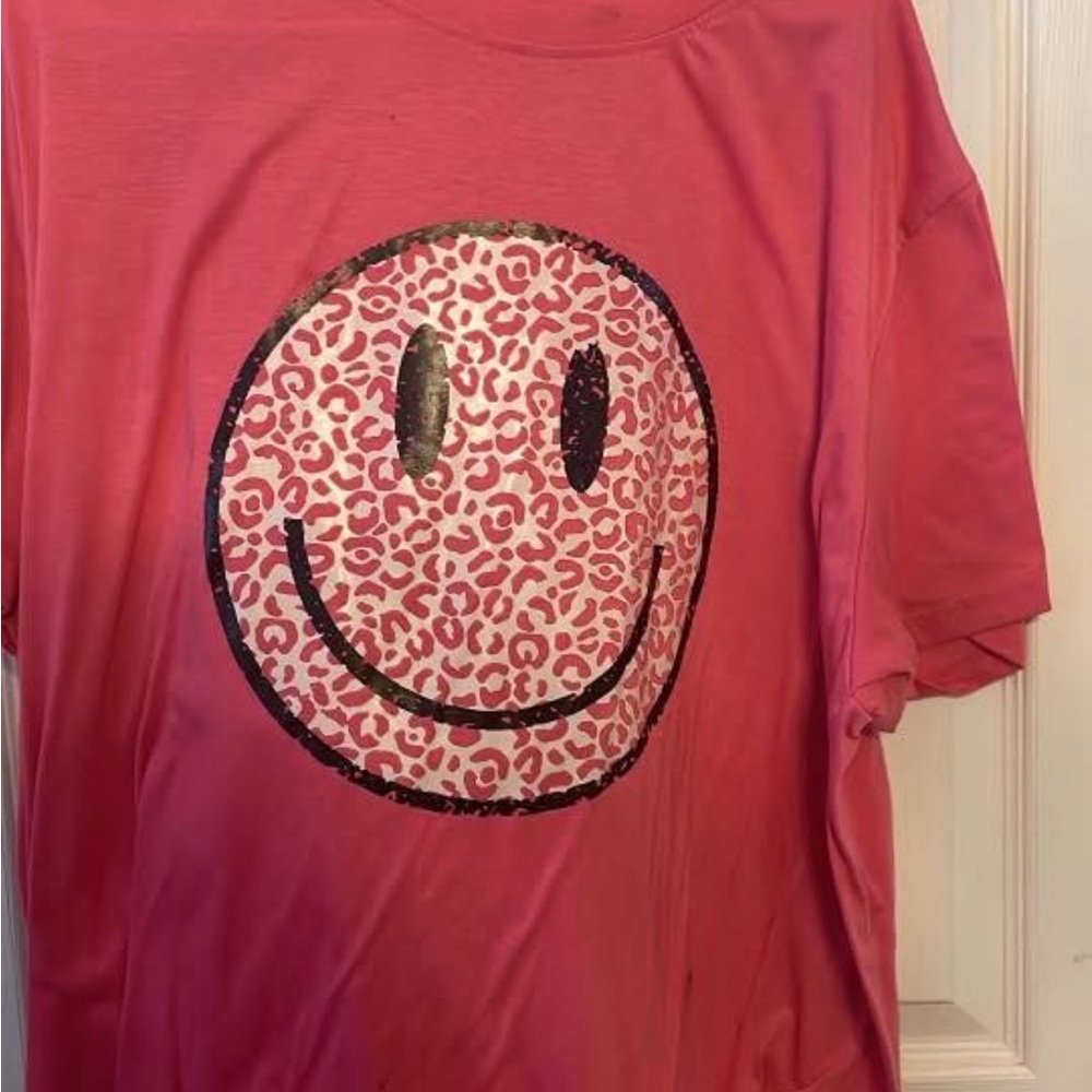 SHEIN Pink Leopard Smiley Kids Tee